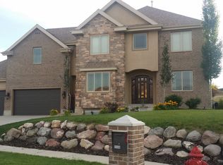 15568 S Broken Arrow Dr, Bluffdale, UT 84065