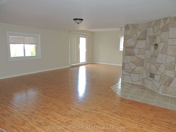 2nd image of 66 Bayview Dr #B