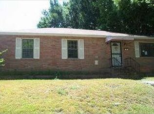 2713 Oak St, Vicksburg, MS 39180