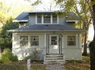 716 6th Ave, Brookings, SD 57006