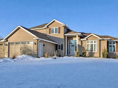 2338 Manuela Dr, Chaska, MN, 55318