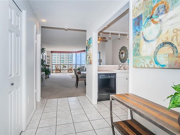 5th image of 1 Beach Dr SE Unit 2009