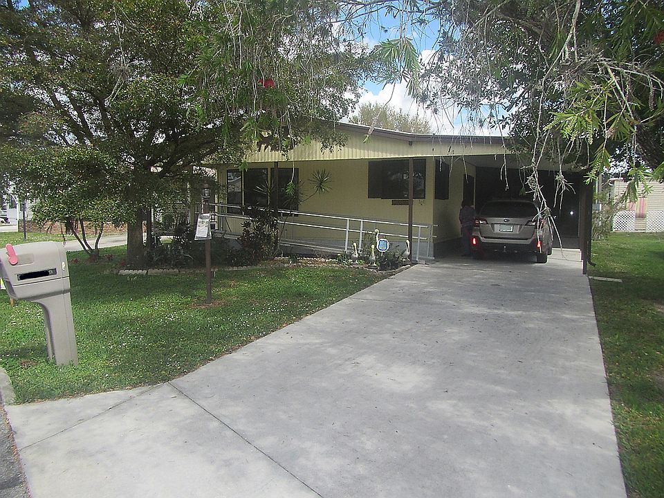 1st image of 24 Carriage Ln