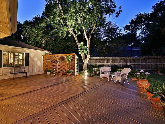 4th image of 5922 Havenwoods Dr