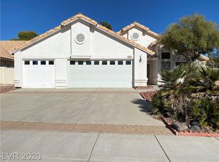9520 Cliff View Way, Las Vegas, NV 89117