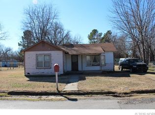 808 Kali Inla Ave, Hartshorne, OK 74547