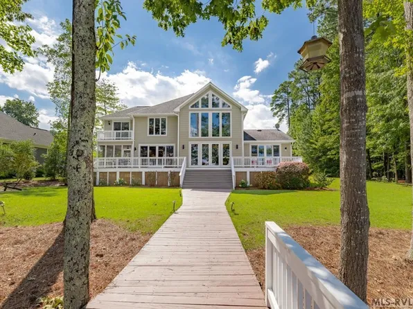 628 Poe Creek Dr, Littleton, NC 27850