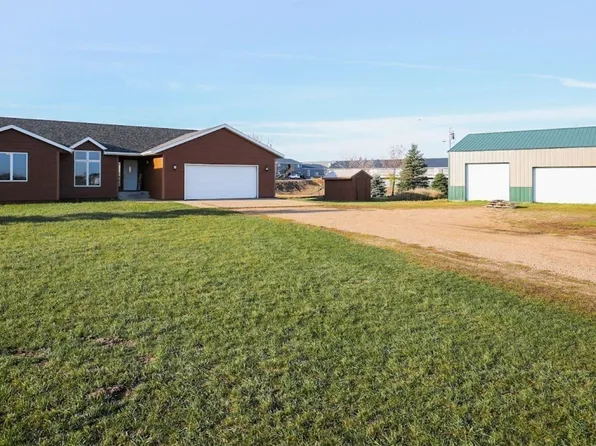 45433 275th St, Parker, SD 57053