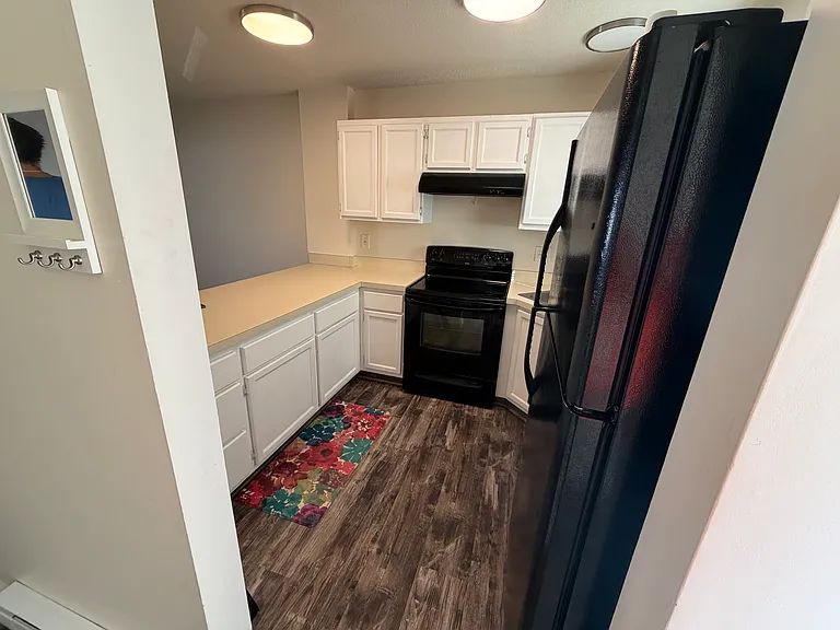 41 S Main St #7 — Photo 9