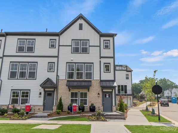 5017 Nestling Spring St, Charlotte, NC 28205