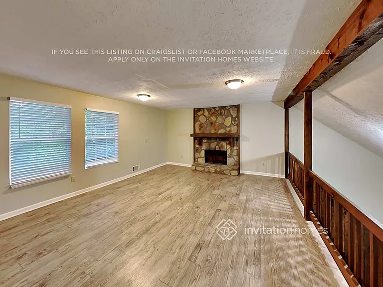 4162 Jody Ct NE — Photo 19