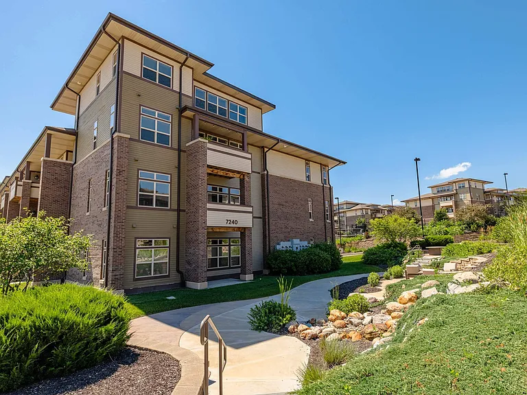 Brookside Apartments — Photo 35