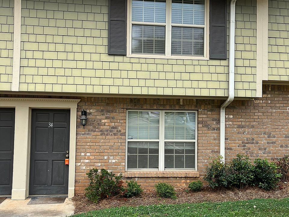 1st image of 34 Villa Ct SE #34