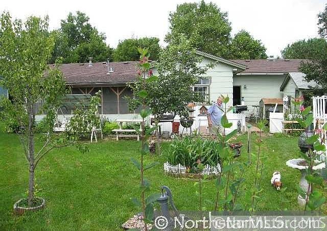 2nd image of 1087 Jefferson St S