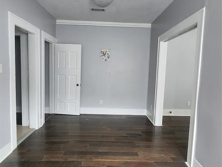 2504 Isabella St — Photo 6