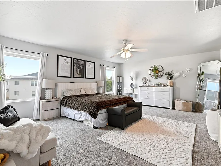 12386 Amorica St — Photo 14