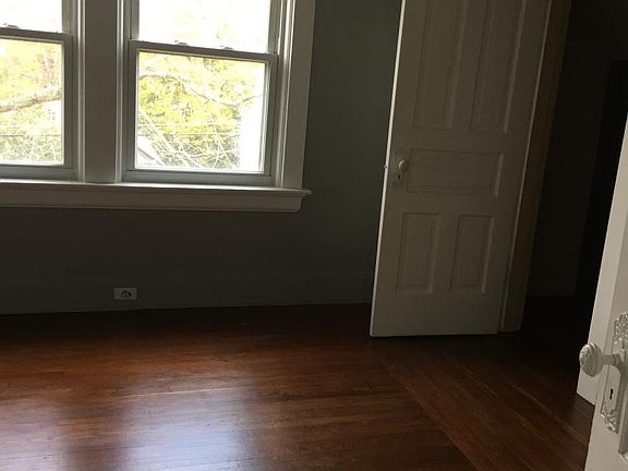 5th image of 6605 Windward Ave