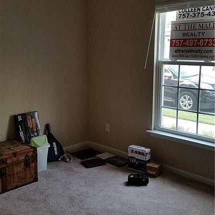 4th image of 4968 Almandine Ave