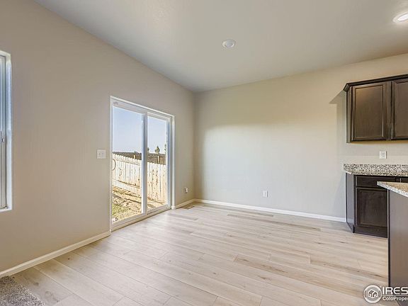 4th image of 525 Porter Ave