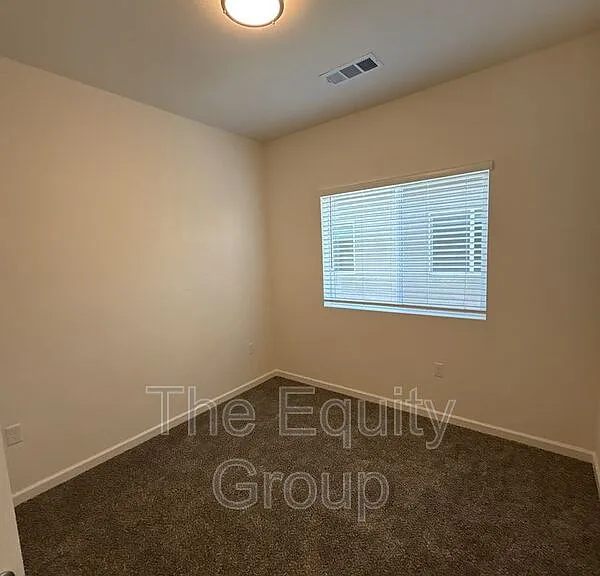723 S Pinkham #102 — Photo 27