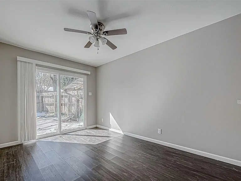 7315 Housman St — Photo 18