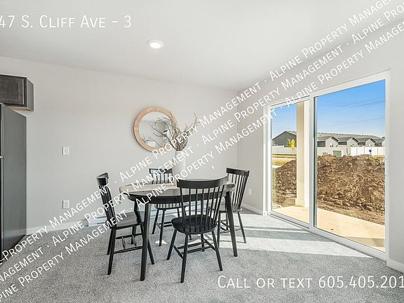 3rd image of 447 S Cliff Ave #3