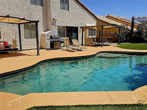 5th image of 861 Centaur Ave