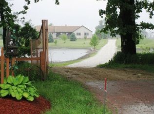 3N838 Meredith Rd, Maple Park, IL 60151