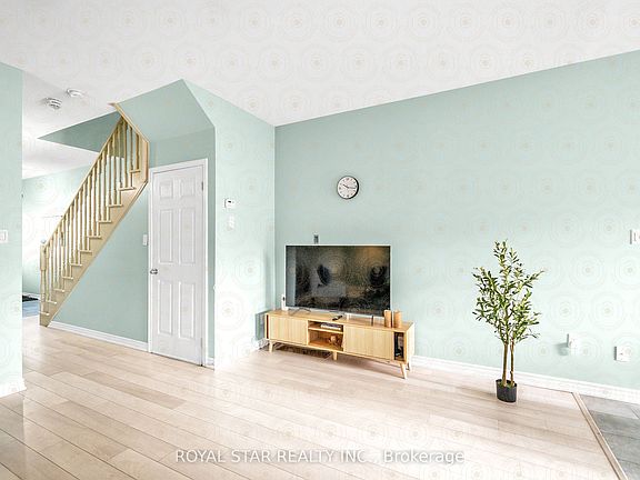 5th image of 30 Prospect Way