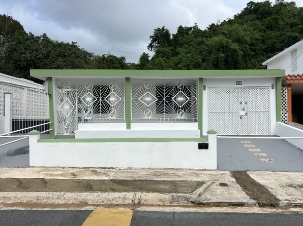 Calle 27, Manati, PR 00674