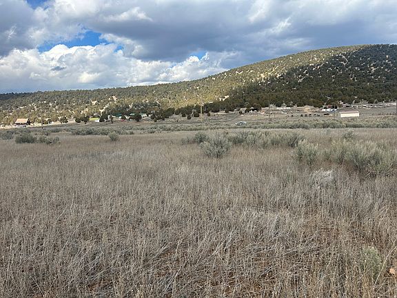 3rd image of Cobble Creek Dr