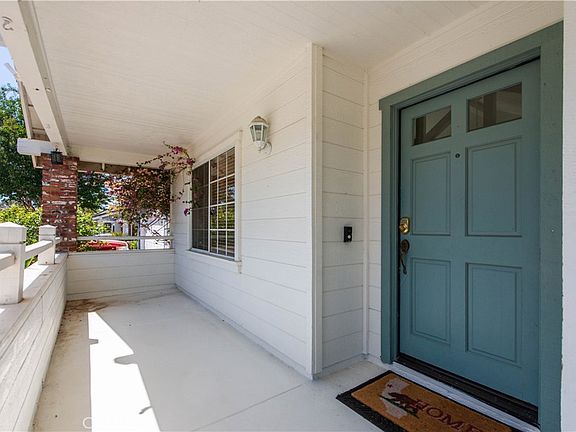 2nd image of 23917 Bennington Dr