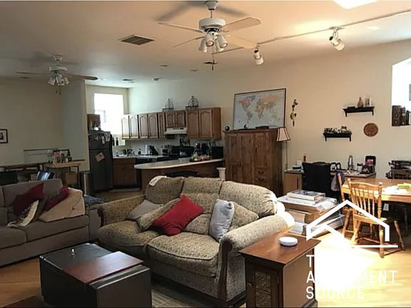 3rd image of 1954 W Berteau Ave #1