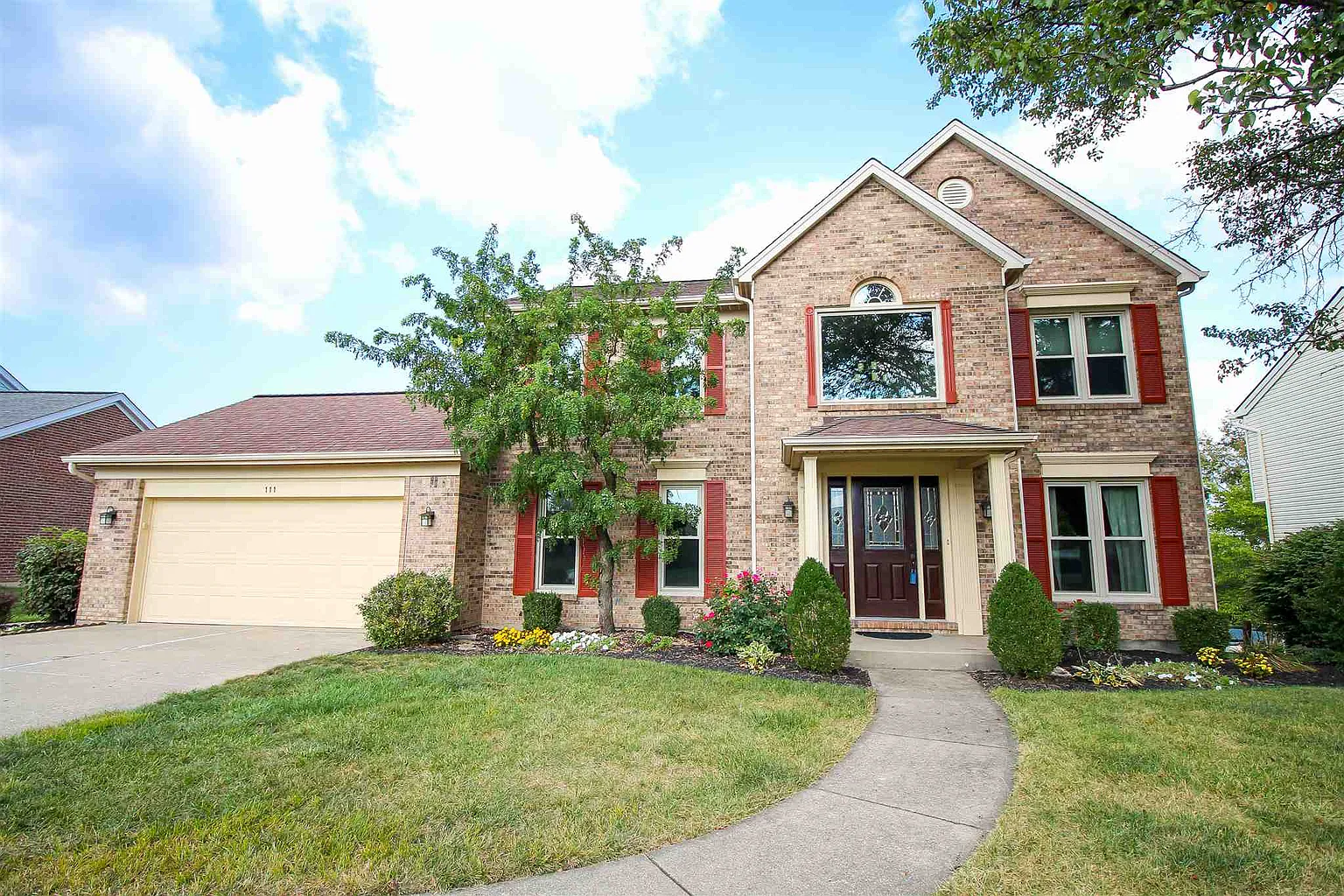 111 Village Green Dr photo 1