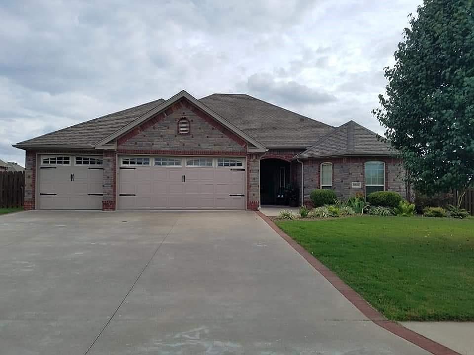 1st image of 3509 SW Windy Oak Ave