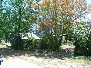 3rd image of 580 W Broadview Dr
