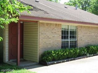 908 Navarro Dr, College Station, TX 77845