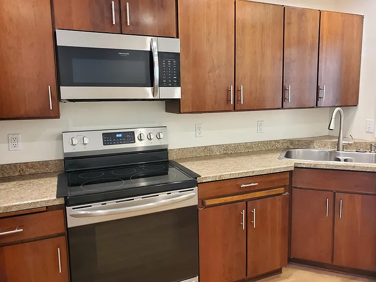 2333 W Cumberland Ct — Photo 9