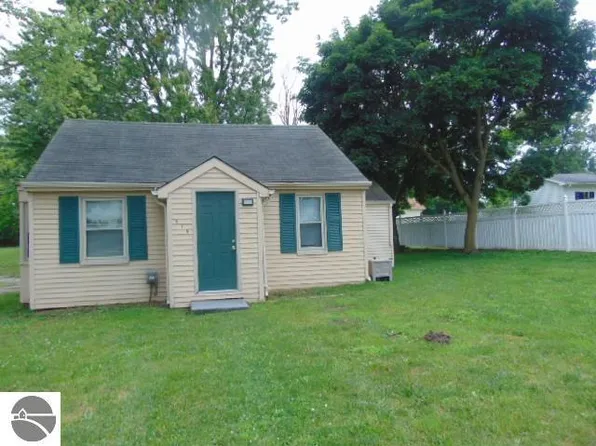 618 E Washington St, Saint Louis, MI 48880