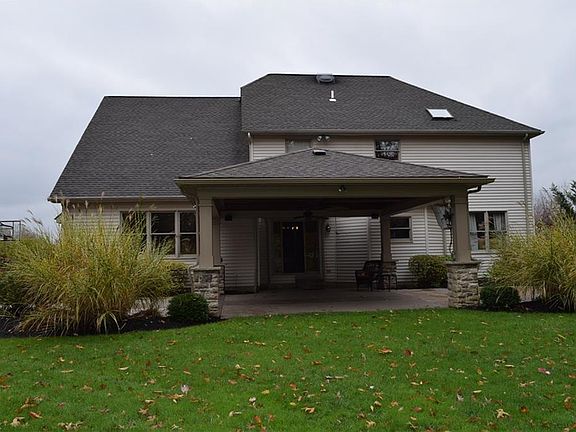 2nd image of 3176 Oakwood Trl