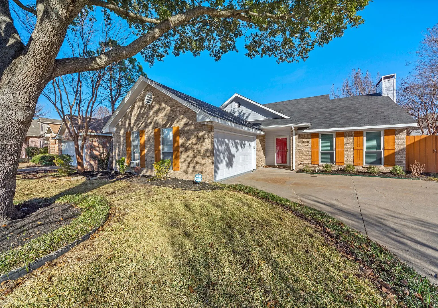 Overbrook Dr — Photo 1