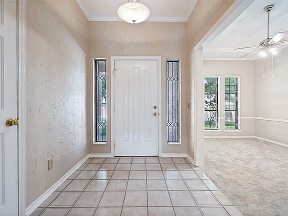 4th image of 2505 Copper Creek Ln