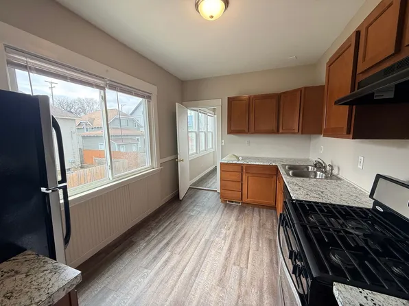 1013 Fremont Ave NW, 1013 Fremont Ave NW #2, Grand Rapids, MI 49504