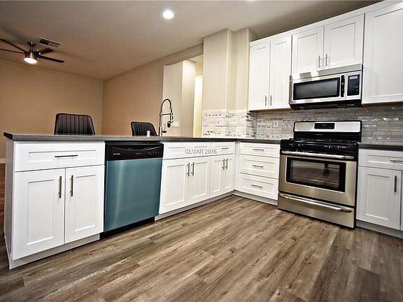 2nd image of 8117 Rock Port Cir