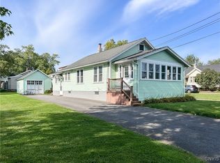 217 Ridge Ave, Liverpool, NY 13088