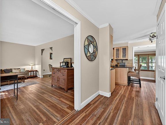 3rd image of 57 Red Oak Dr