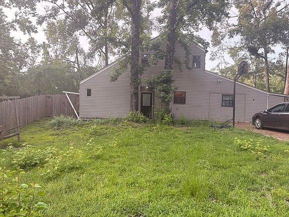 4th image of 1000 Crawford Cir