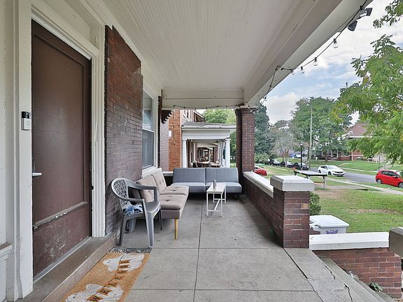 5th image of 205 E 14th Ave