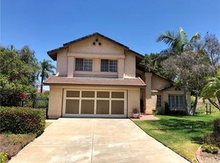 16994 Lakepointe Dr, Riverside, CA 92503