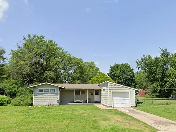 3325 S Handley St, Wichita, KS 67217